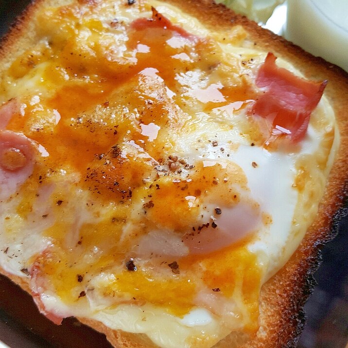 半熟卵とチーズがとろ～り☆エッグチーズトースト